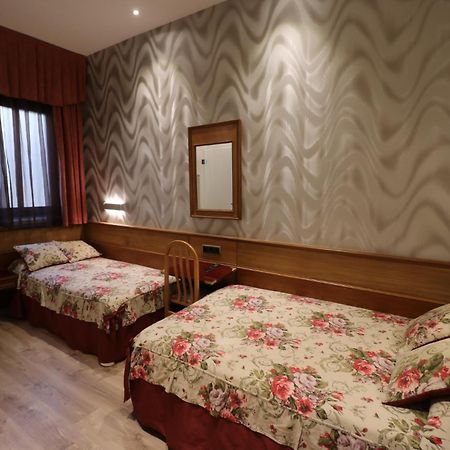 Hostal Hispano - Argentino Gran Via Madrid Exterior foto
