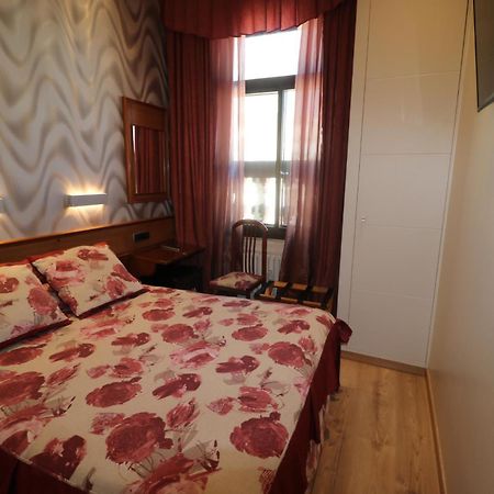 Hostal Hispano - Argentino Gran Via Madrid Exterior foto
